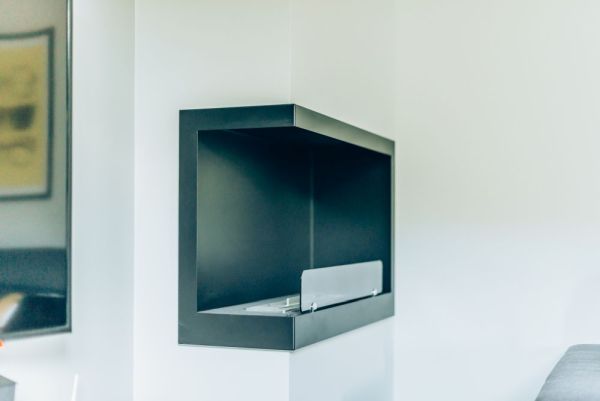 Biokominek w salonie