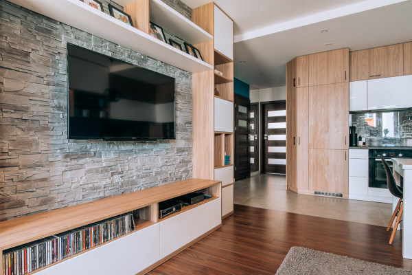 Widoczny przedpokój ujęcie z salonu